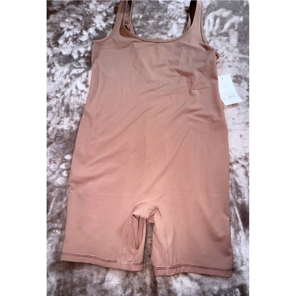 Isabel‎ by Ingrid & Isabel Maternity Short Unitard Women L Taupe NEW Scoop Tank